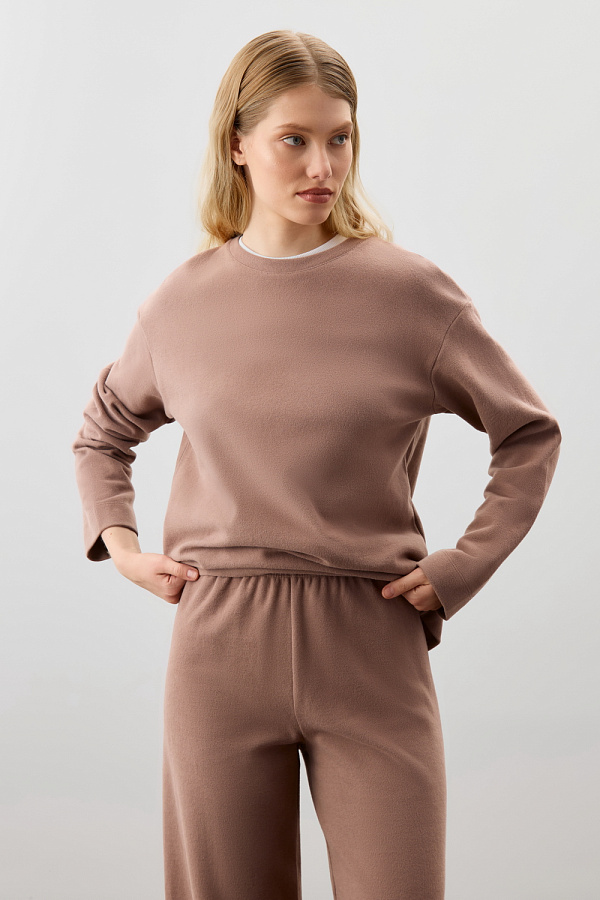 картинка Комплект джемпер и брюки с пич эффектом от магазина Одежда+