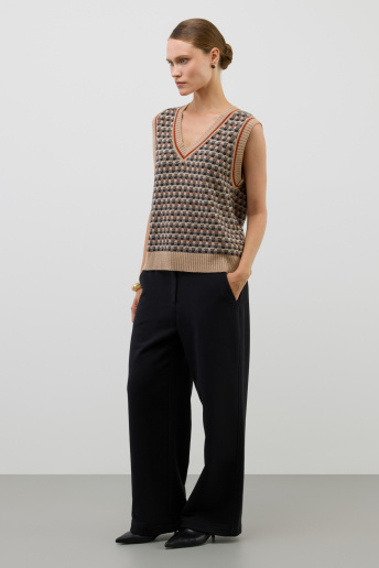 картинка Жилет от магазина Одежда+