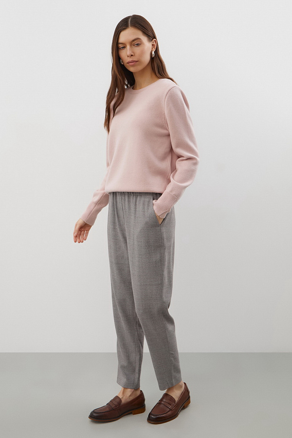 картинка брюки светло-серый от магазина Одежда+