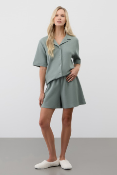 картинка Комплект рубашка и шорты из вафельного хлопка от магазина Одежда+