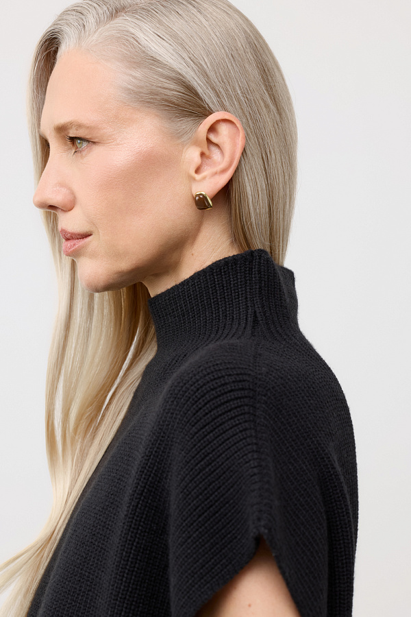 картинка Жилет от магазина Одежда+