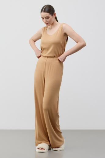 картинка Комплект топ и брюки в рубчик от магазина Одежда+