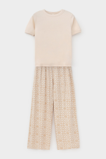 картинка Комплект футболка и брюки из хлопка с вискозой от магазина Одежда+