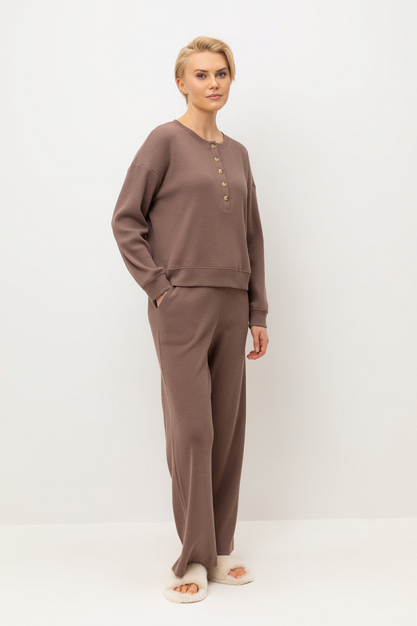 картинка Комлпект джемпер и брюки из объемного трикотажа от магазина Одежда+