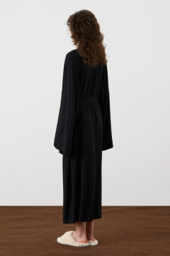 картинка Халат с широкими рукавами черный от магазина Одежда+