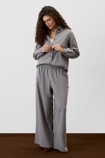 картинка рубашка светло-серый от магазина Одежда+