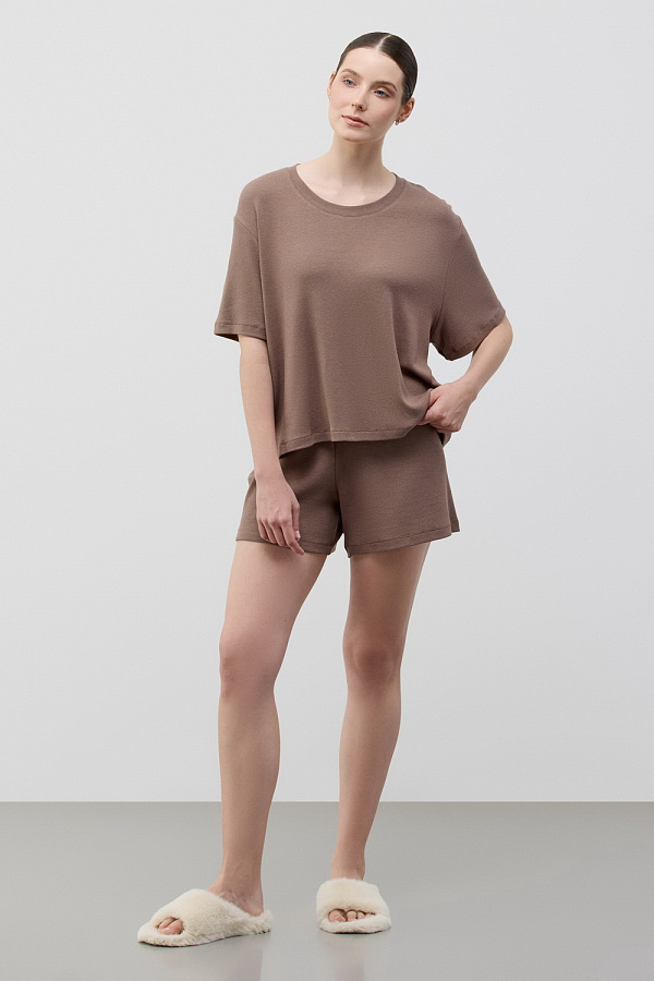 картинка Комплект футболка и шорты в рубчик от магазина Одежда+